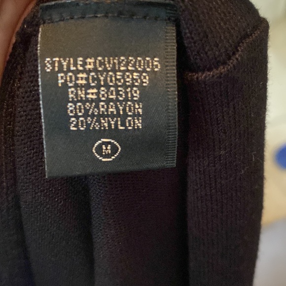 Cyrus black sweater size Medium 80% rayon and 20% nylon - Picture 9 of 9